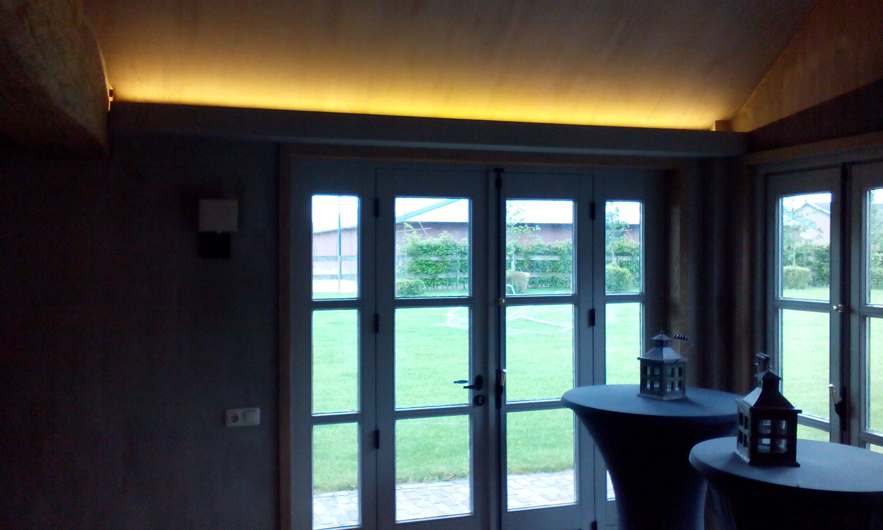 Tuinhuis indirecte verlichting Tuinhuis indirecte verlichting
